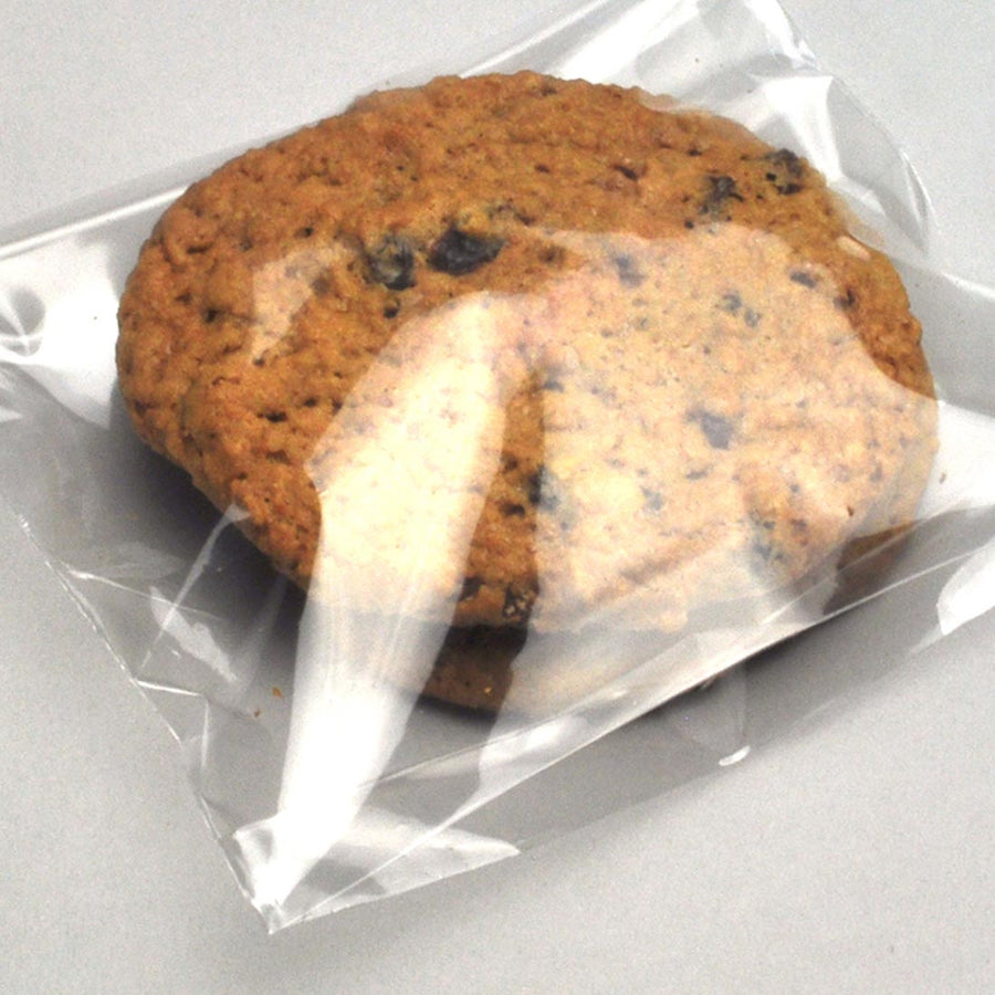 5" x 5" + 1"BG + 1.5"LP 1.5 mil Polypropylene Lip and Tape Cookie Bag